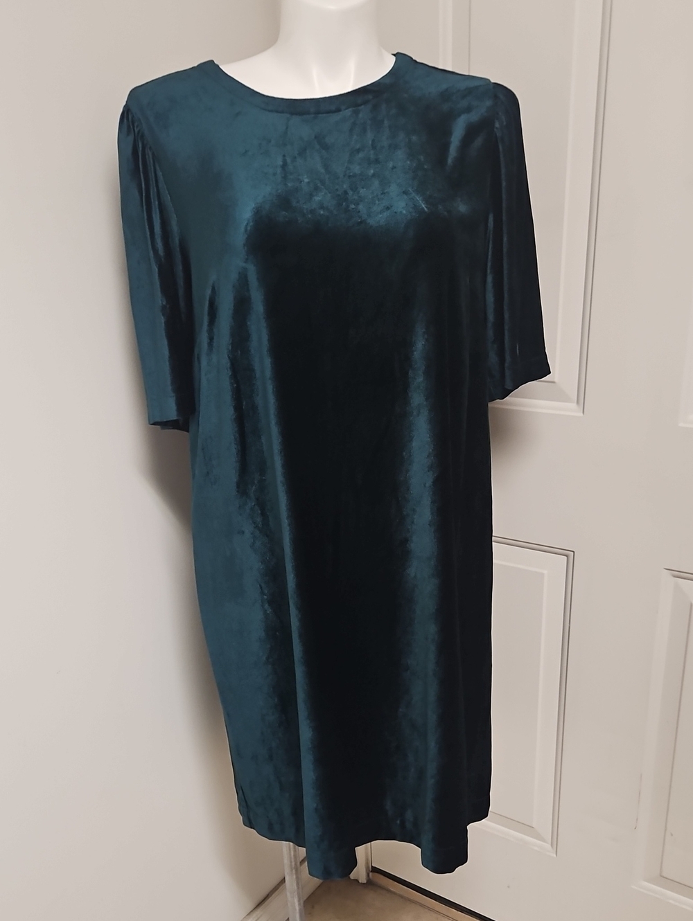 TALL J. Jill Velveteen Shift Dress